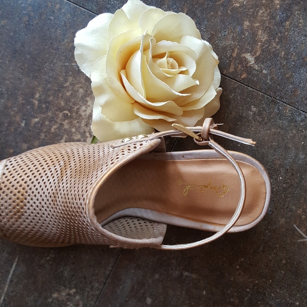Qupid ankle booties - Picture 4 of 4